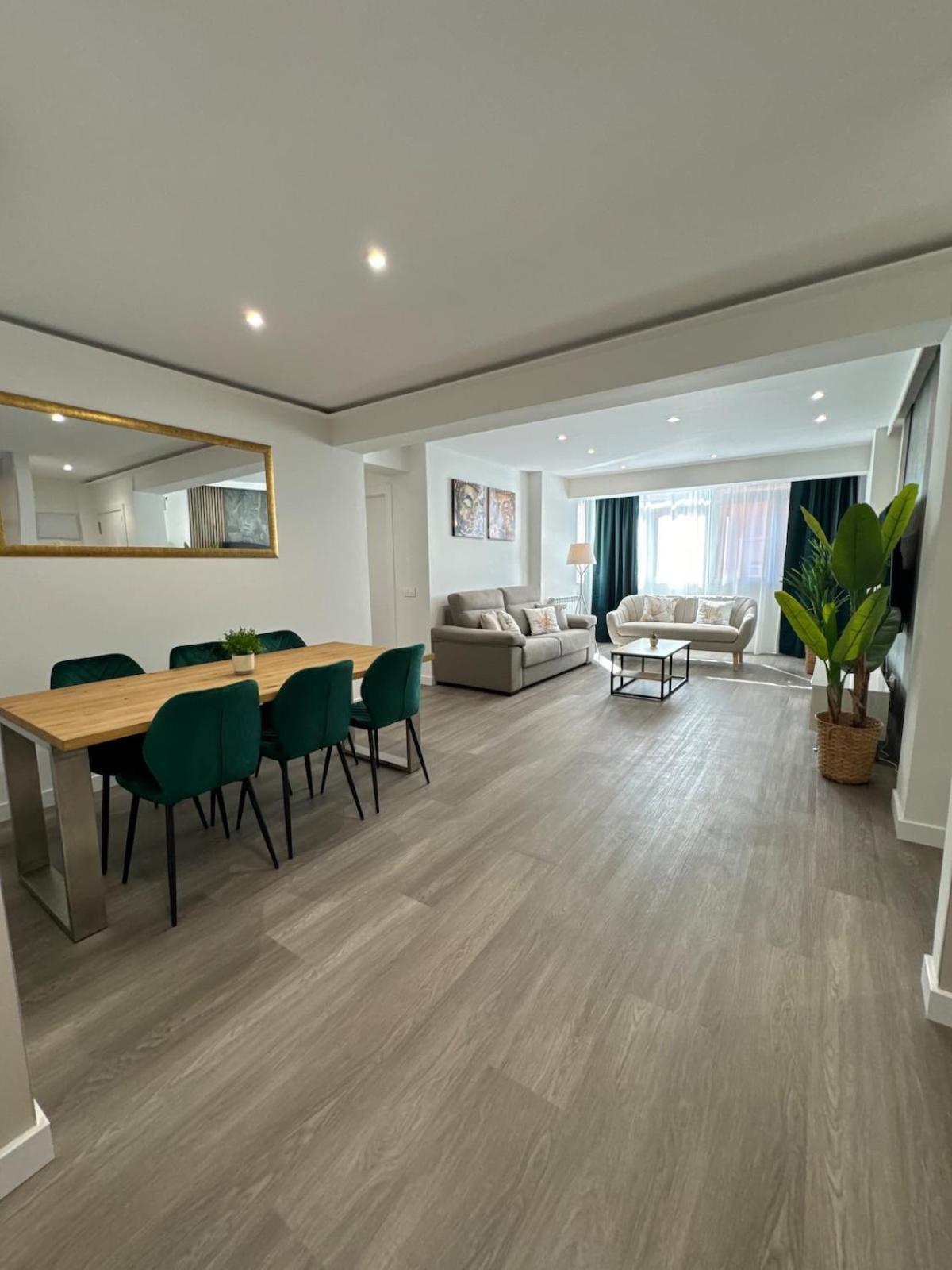 Apartamento A Estrenar Madrid, Castropol